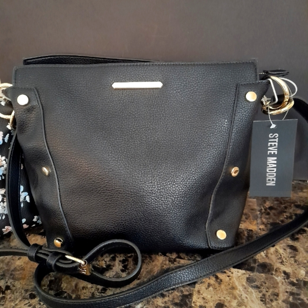 Steve Madden Women's Shoulder Purse Black 2-Piece w/Makeup Pouch. NWT